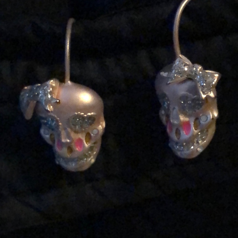 Betsy Johnson skull earrings